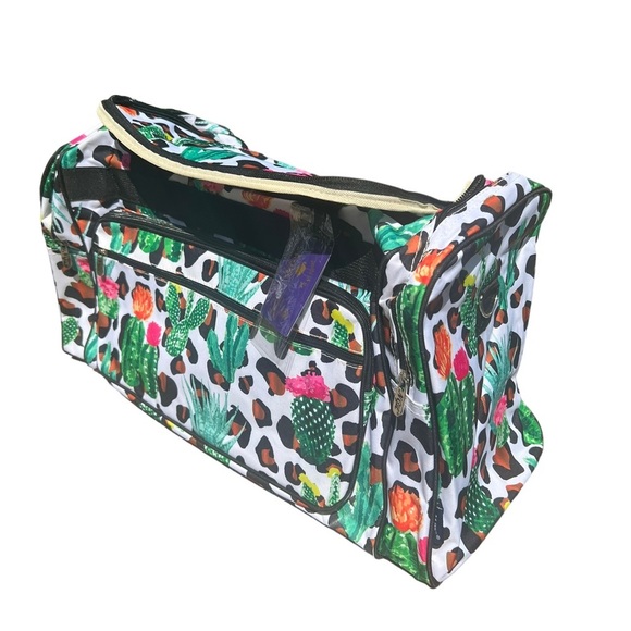 ✅NGIL DESERT DASH DUFFLE BAG 23\